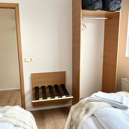 Lonith Apartments Хофн Экстерьер фото
