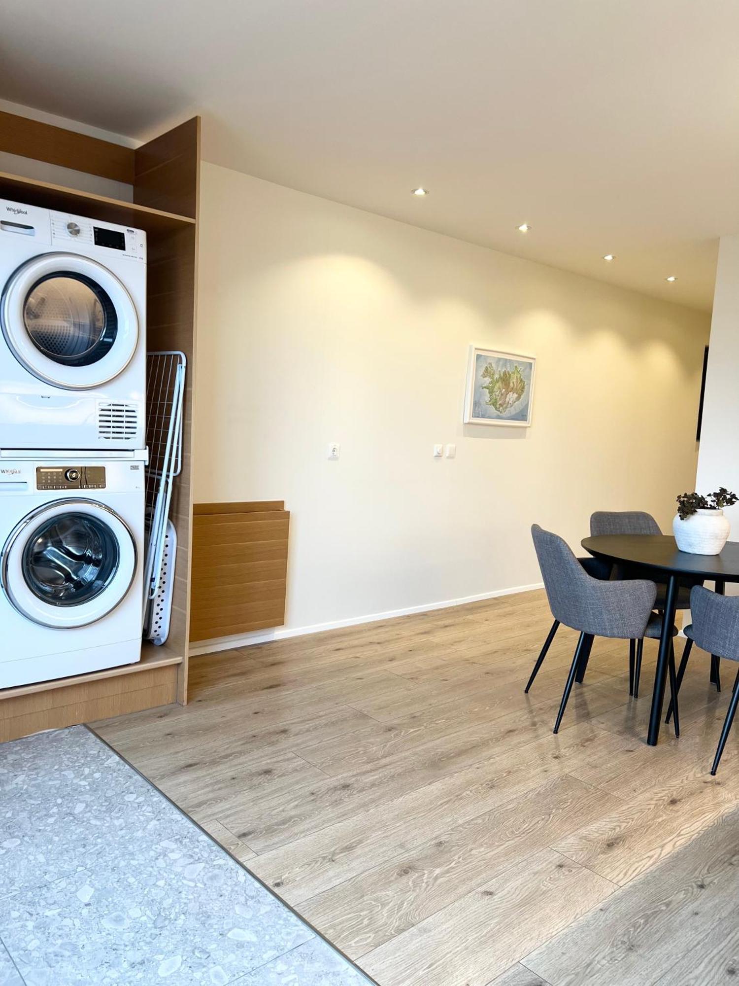 Lonith Apartments Хофн Экстерьер фото