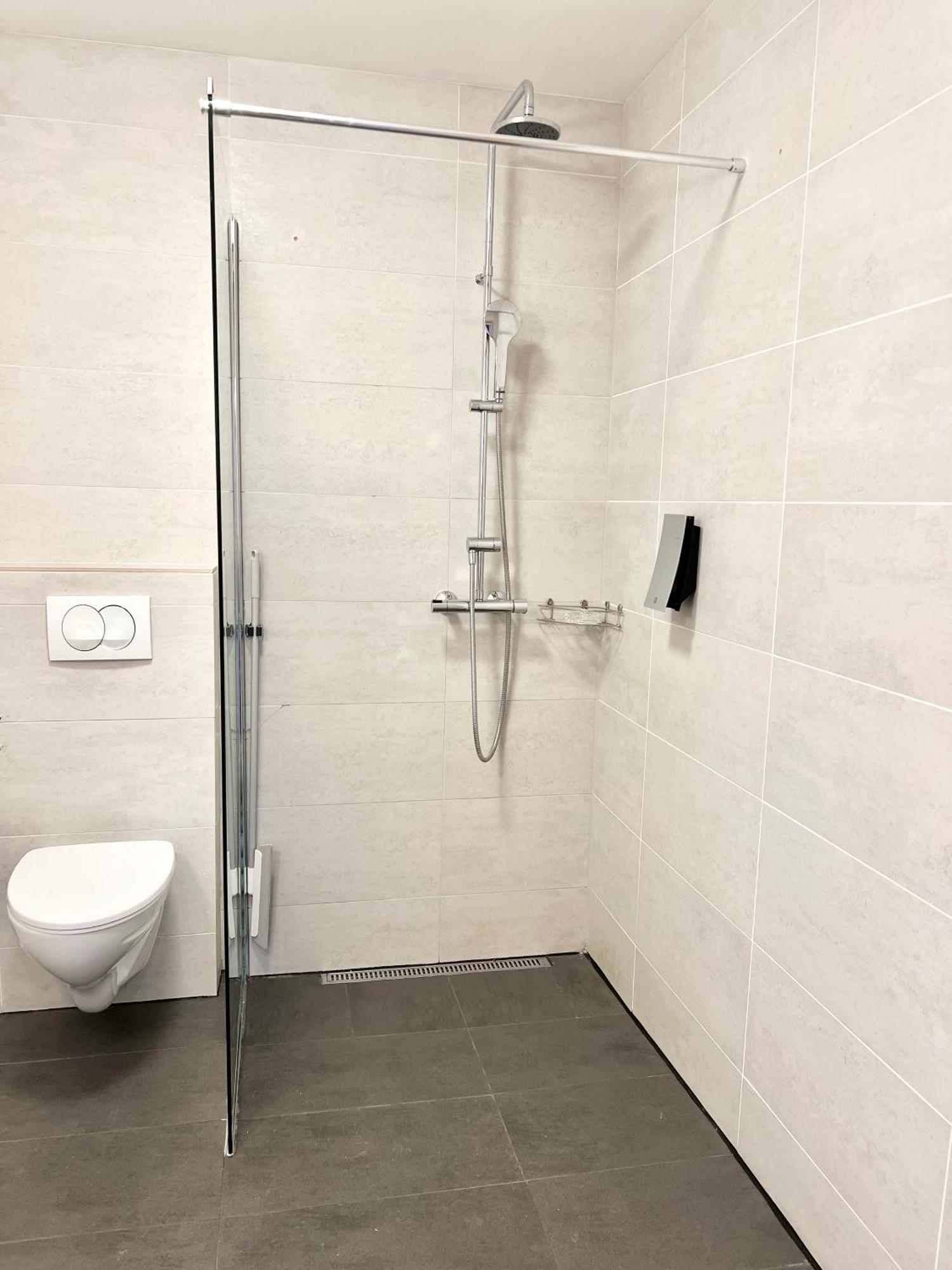 Lonith Apartments Хофн Экстерьер фото